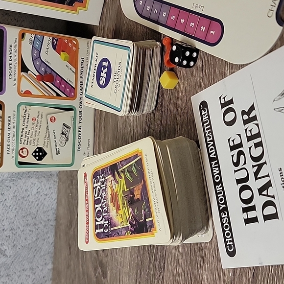 3/$35 Bundle House of Danger - Board Game - Picture 7 of 10